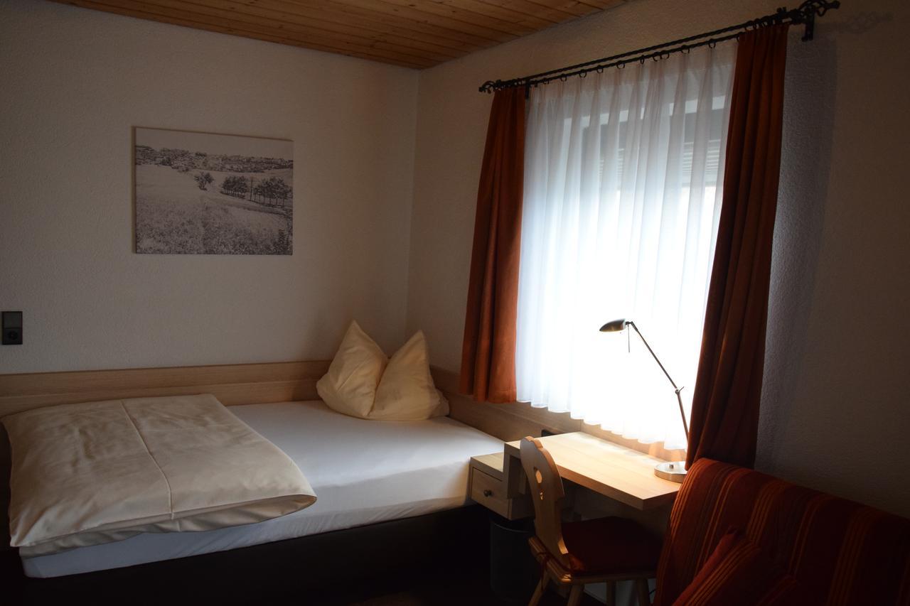 Gasthof Adler Schillingsfürst Exteriör bild